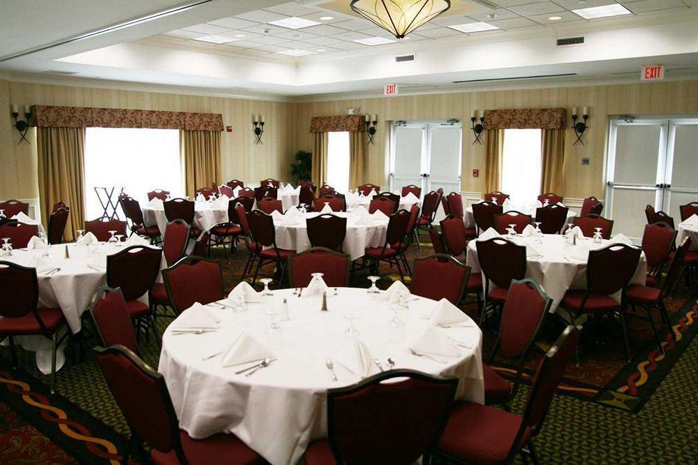 Hilton Garden Inn-Newburgh/Stewart Airport ร้านอาหาร รูปภาพ